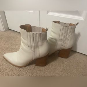 Marc Fisher cream boots size 9 1/2